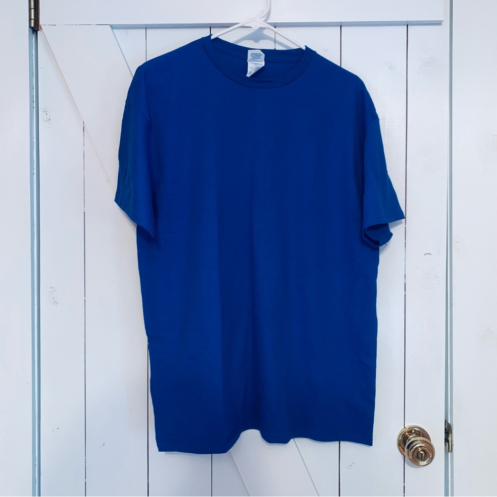 NWOT T-Shirt Size L Blue Short Sleeve Crew Neck Classic T-Shirt